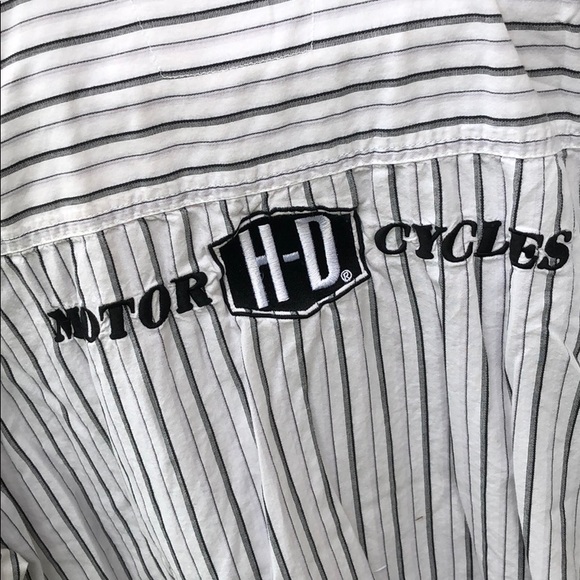 Harley Davidson Button Down Garage Tee - Picture 6 of 7